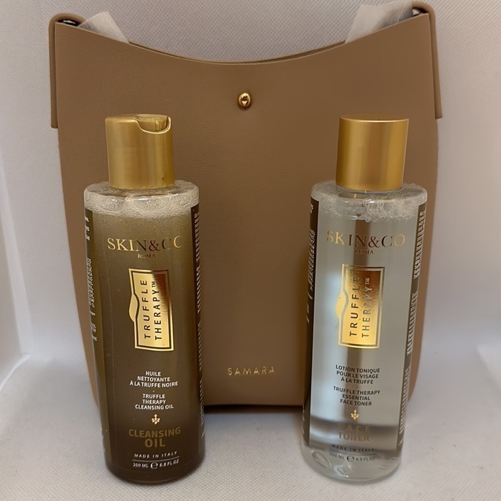 Samara Vegan Crossbody Bag with Skin & Co Truffle Therapy Toner & Cleansing Oil